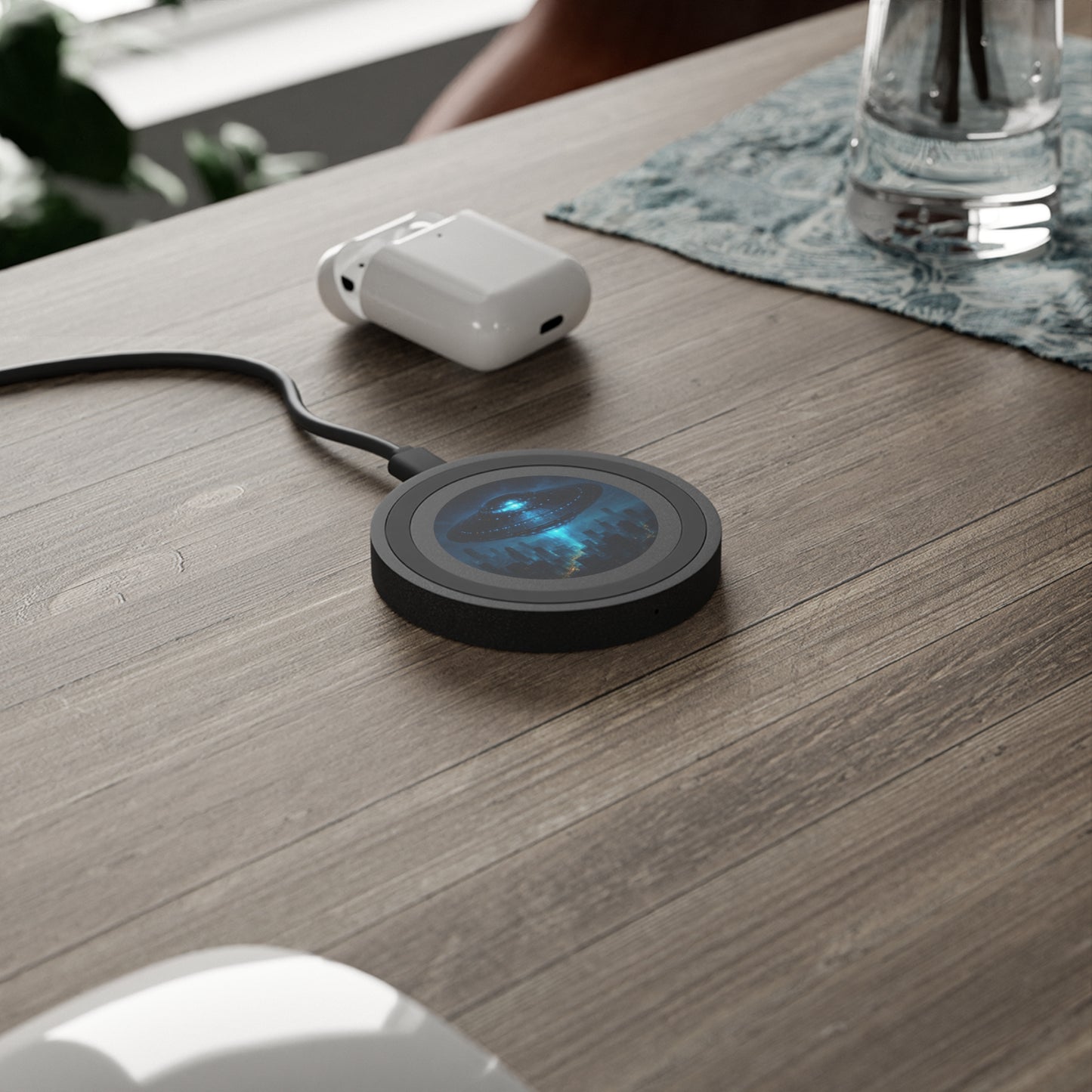 Wireless Charging Pad - Futuristic UFO, Sci-Fi Phone Charge